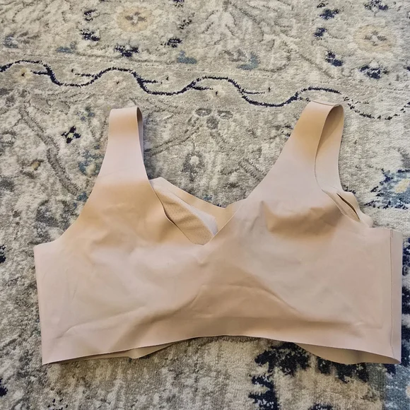 Honeylove Seamless Tan Bra - Picture 2 of 3